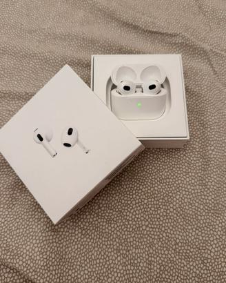 AirPods Apple 3ª Generazione custodia lightning