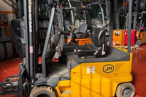 Muletto carrelli elevatori