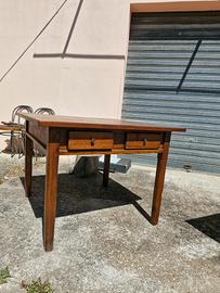 TAVOLO IN LEGNO