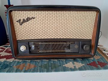 radio d'epoca Telefunken modello Telestar