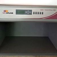 Cabina luce x la valutazione Colore SDL Atlas G210