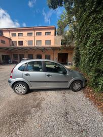 Citroën C3 1.1 Benzina – 2007  – 900 €