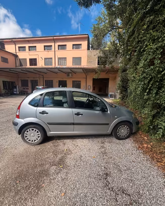 Citroën C3 1.1 Benzina – 2007  – 900 €
