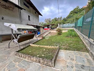 CASA SEMINDIPENDENTE A BARBANIA