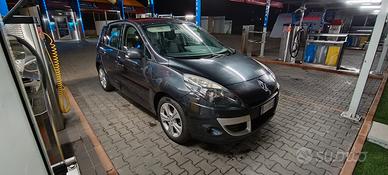 *Auto a San Benedetto del Tronto*Vedi Descrizione