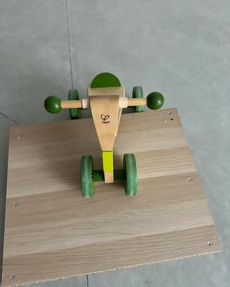 Hape triciclo in legno