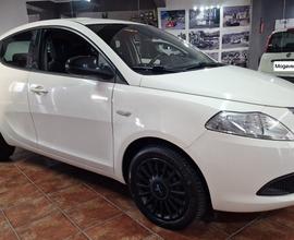 Lancia Ypsilon 1.2 69 CV 5 porte Gold