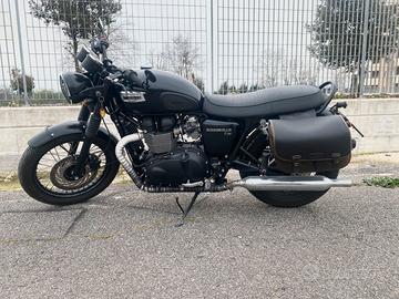 BONNEVILLE T100 BLACK