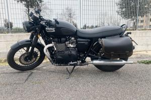 BONNEVILLE T100 BLACK