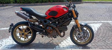 Ducati Monster 1100s