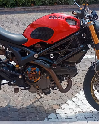 Ducati Monster 1100s