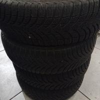 Pneumatici gomme invernali 175/65/15 Michelin quas