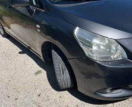 TOYOTA Verso - 2012