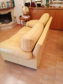 Divano letto in pelle 400 euro