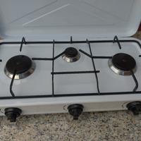 cucina a 3 fornelli 