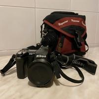 NIKON COOLPIX 5700 con accessori e borsa