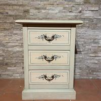 Comodino stile Shabby Chic