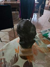 Dea bendata bronzata in eccellenti condizioni