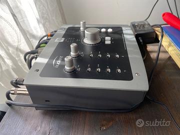 Audient id22