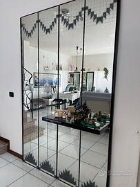 Specchio con mensola