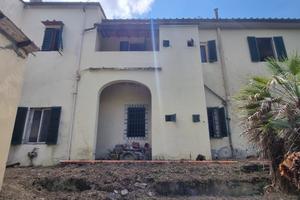 FIRENZE SAN GAGGIO Immobile da ristrutturare