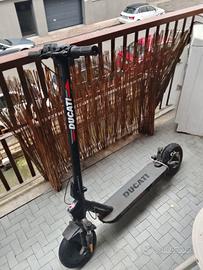 monopattino ducati 
