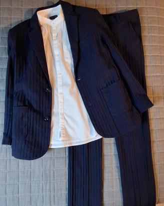 completo giacca pantaloni e camicia