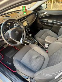 Alfa Romeo Giulietta 1.6 JTDm TCT 120CV