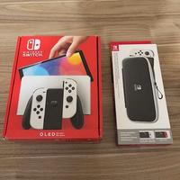 Nintendo Switch Oled  64 GB bianco come nuova.
