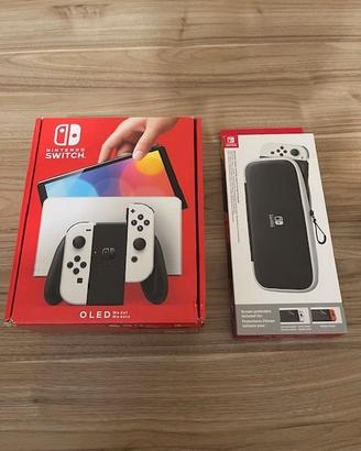 Nintendo Switch Oled  64 GB bianco come nuova.