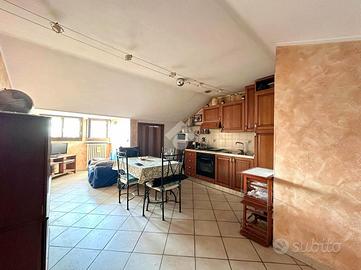 MANSARDA A SAN MAURIZIO CANAVESE