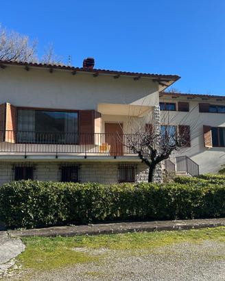 Casa indipendente a Secchiano di Cagli