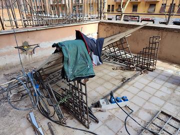 tettoia in ferro 11 metri