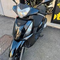 Kymco People 300 S - 2012 - PERMUTE