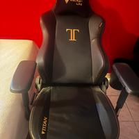 Sedia gaming secretlab titan