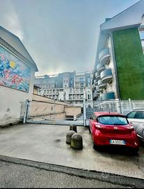 Posto auto/box al interno centro di Seregno