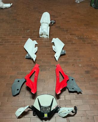 Ricambi Husqvarna plastiche silenziatore