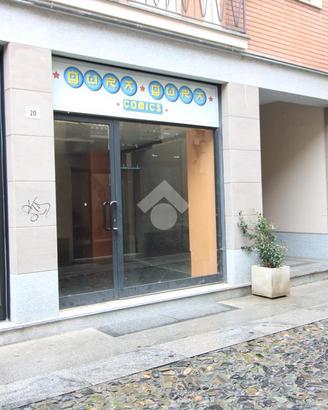 NEGOZIO A ACQUI TERME