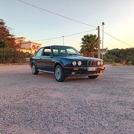 BMW e30 325ix coupè