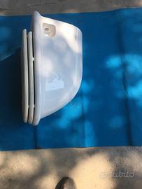 Coppia di sanitari sospesi