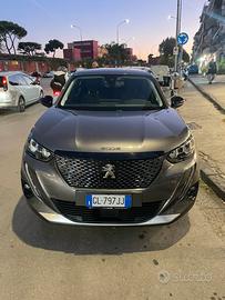 peugeot 2008 1,5 con ancora 10 mesi di garanzia