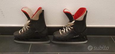 Schlittschuhe Jungs Größe 31 W Pattini da ghiaccio