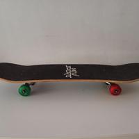 SKATEBOARD con Ruote Luminose