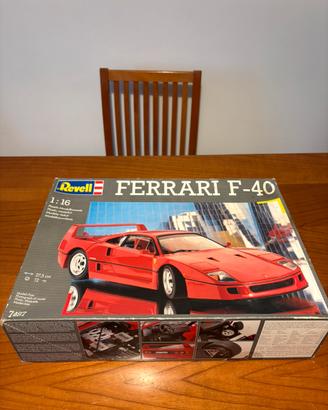 Ferrari F40 Revell 1:16