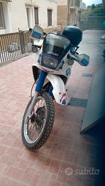 Suzuki dr RS 650
