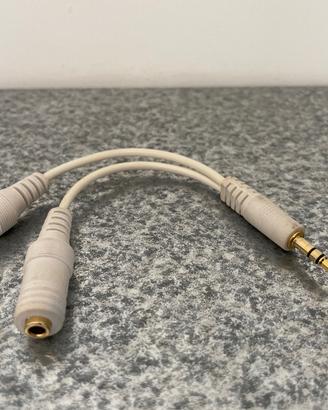 BELKIN Cavo doppiatore splitter per cuffie jack