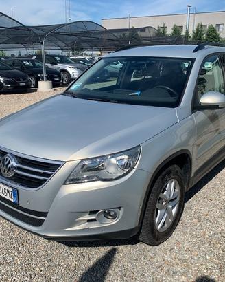VOLKSWAGEN Tiguan 1.4 TSI Trend & Fun BlueMotion