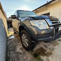 Mitsubishi Pajero 3.2 INCIDENTATO ANNO 2018