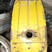 serbatoio originale conservato vespa giallo cromo