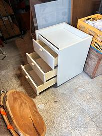 Cassettiera con ruote